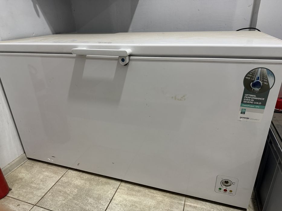 морозильну камеру gorenje FH451CW