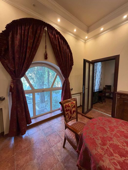 Оренда квартири/офісу в центрі Києва — вул. Тарасівська, 6 | 70 м²