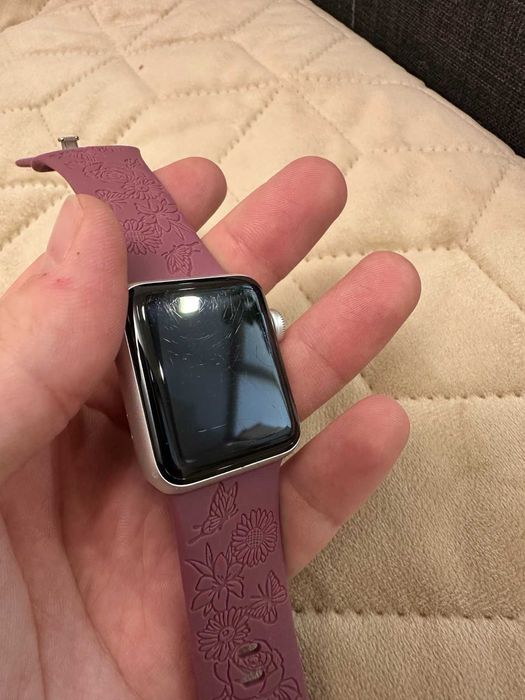 Apple Watch Series 3 38мм