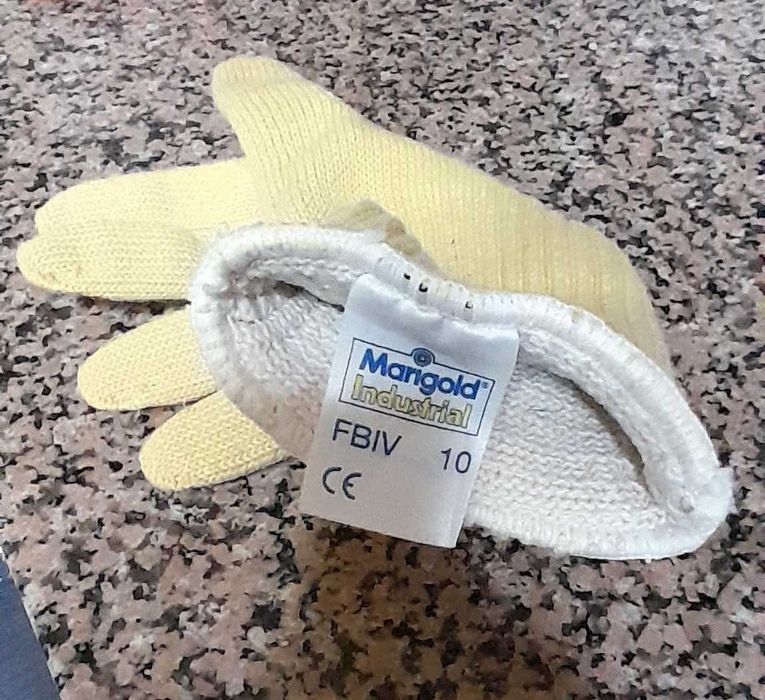 Luvas de proteção da marca Mangold Industrial