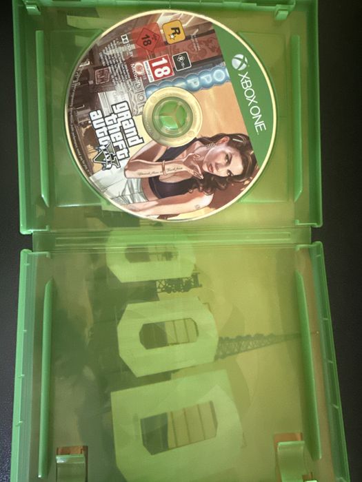 Диск Grand theft Auto 5 для Xbox One