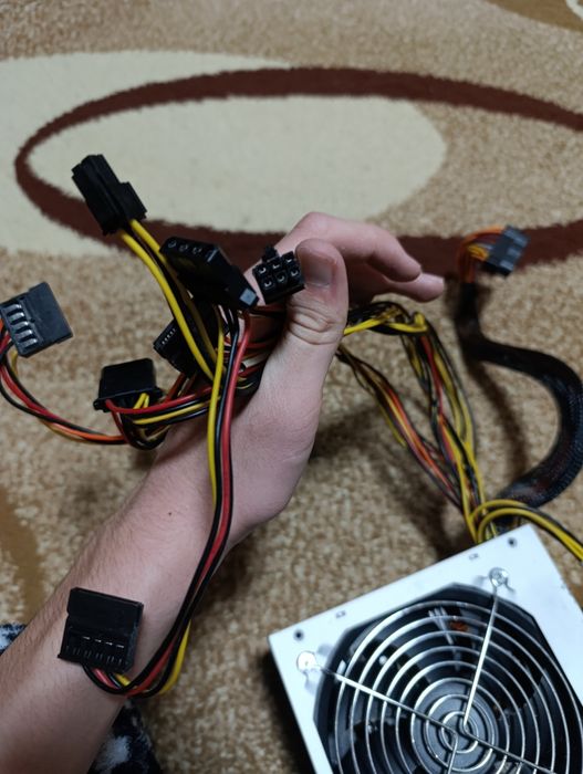 Блок питания на 460 ватт