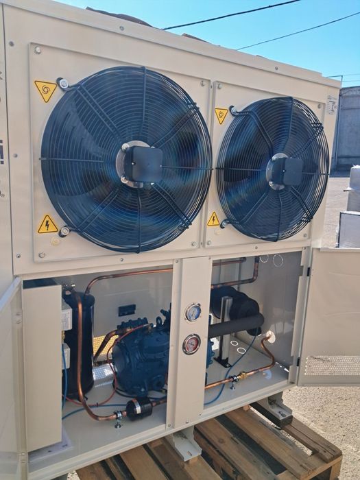 Холодильні-морозильні камери