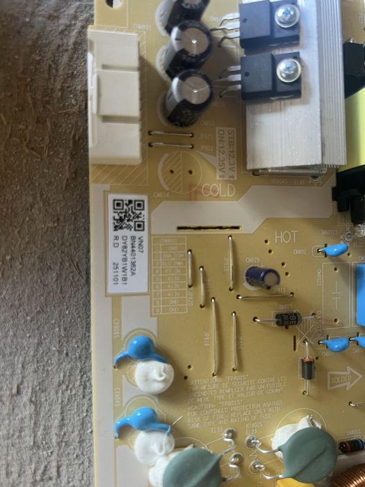 Samsung qe75q7faau плати