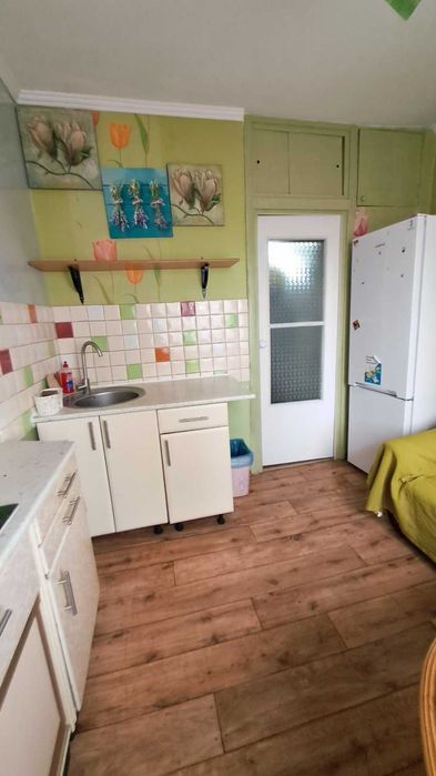 Здається довгостроково 1 кімнатна Чешка, Газ