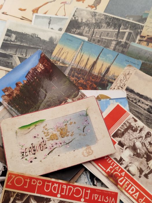 Grande lote de mais de 100 postais