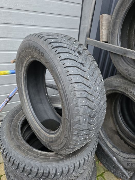 Диски з шинами 215/70/16