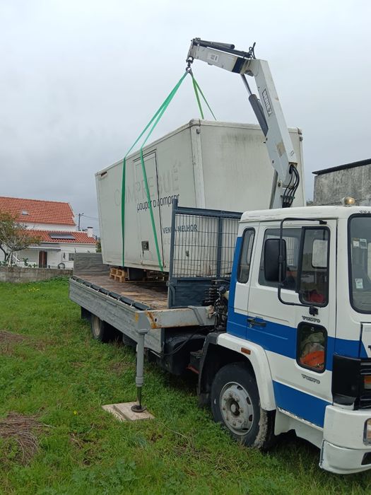 Aluguer de camião grua basculante e mini giratórias,