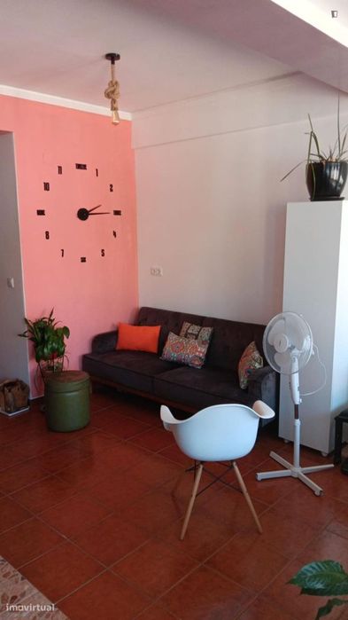 Estúdio - localizado em Arroios Lisbon