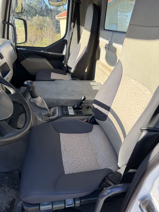 Camião kerax com Ampliroll e grua