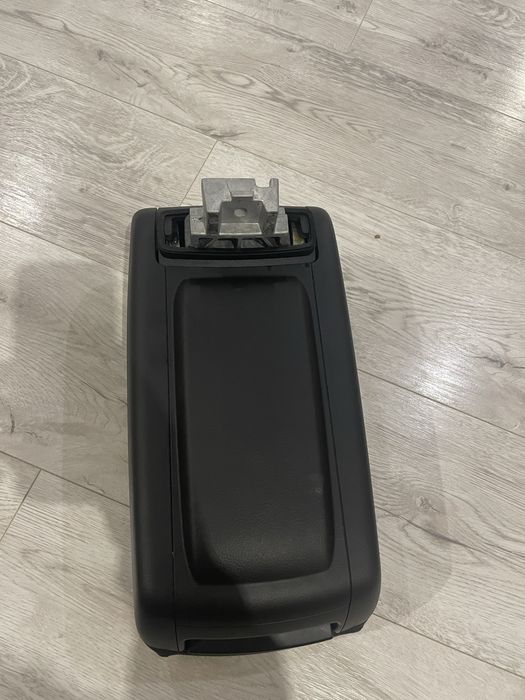 Деталі  салона ауді а6 с6 рестова