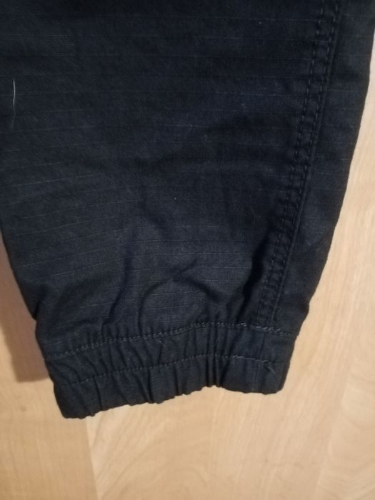 Bojówki H&M. Uniseks.