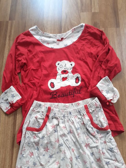 Pidżama czerwona biała z misiem rozmiar M