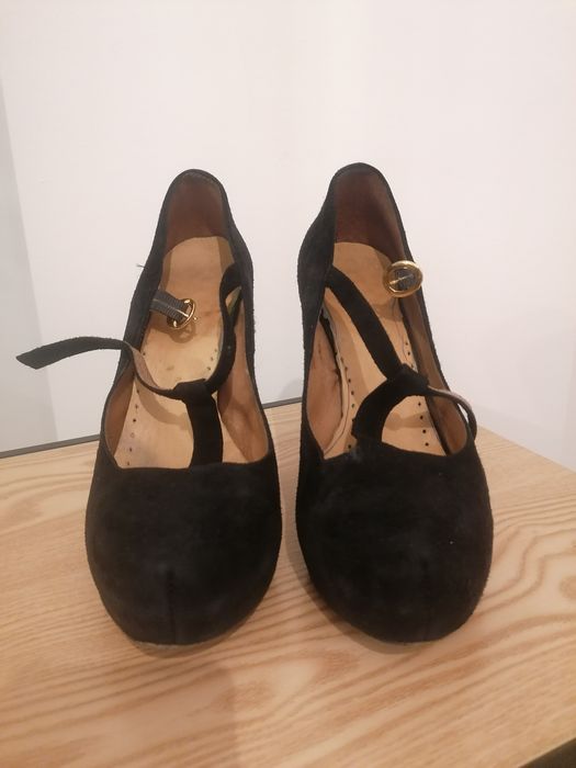 Sapato de salto alto