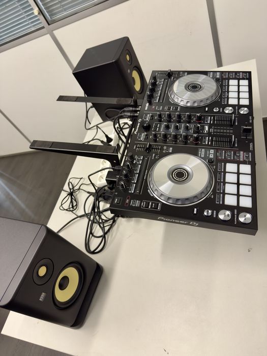 Vendo equipamentos para DJ