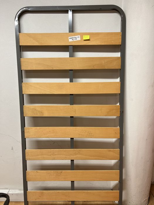 Cama de Solteiro Usada e Colchão