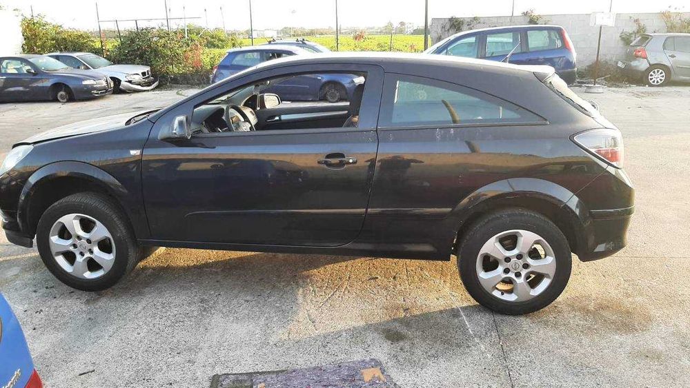 Розборка Opel Astra H GTC Z17DTH, шрот, автозпчастни