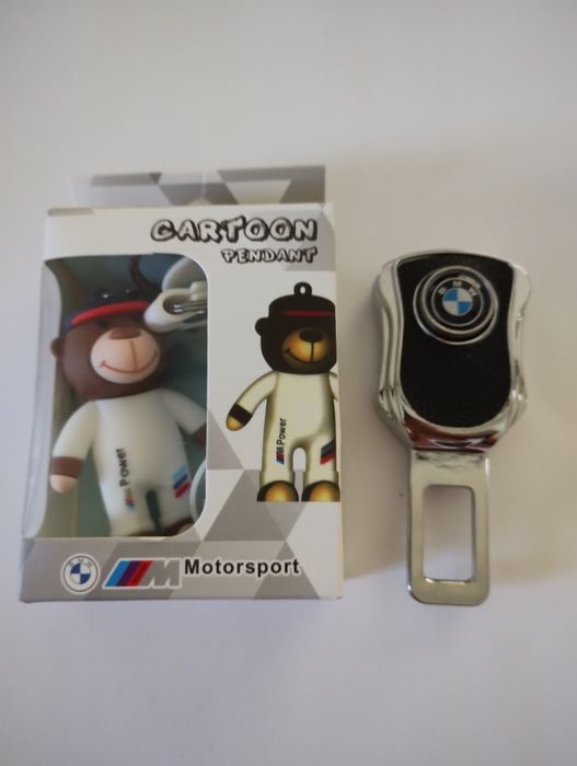 Breloczek BMW i wpinka