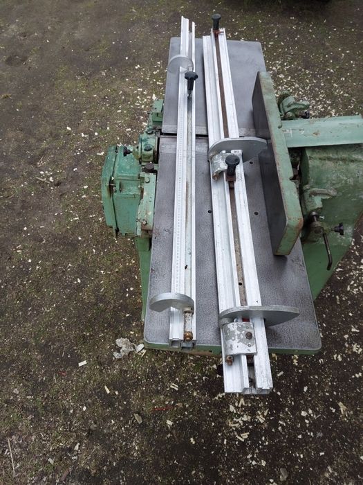 Iinjal do pily firmatowej