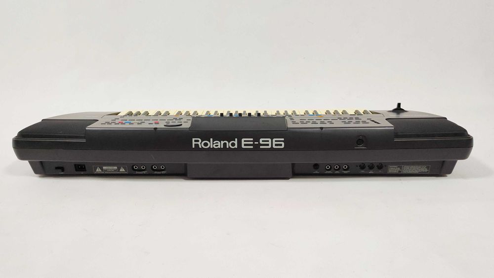 Roland E-96 Inteligent