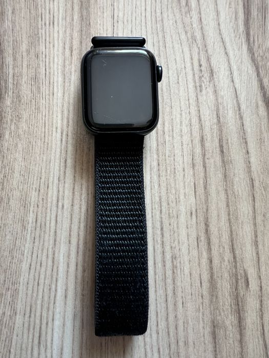 Zegarek Apple Watch SE 2gen GPS 40mm koperta z aluminium (północ) + 7 pasków