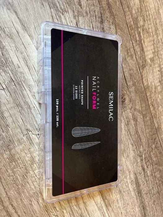 acrylgel nailform kształt szpic