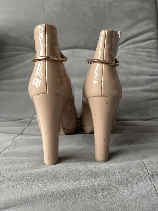 Ботильони жіночі