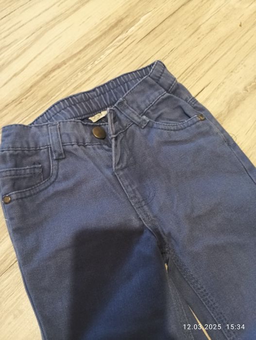 Spodnie chłopięce niebieskie