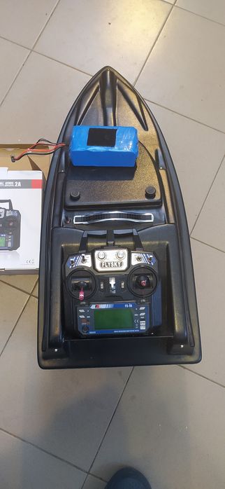 Продам кораблик для риболовлі