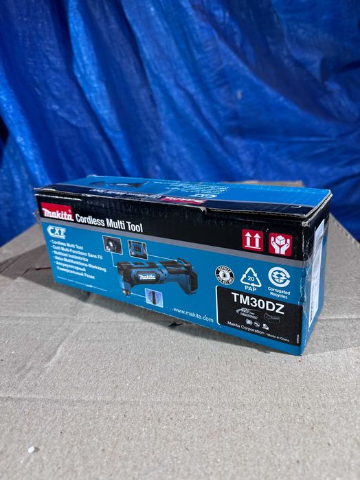Вібраційна шліфмашина Makita BO5031 та реноватор Makita DTM51Z, Makita TM30DZ
