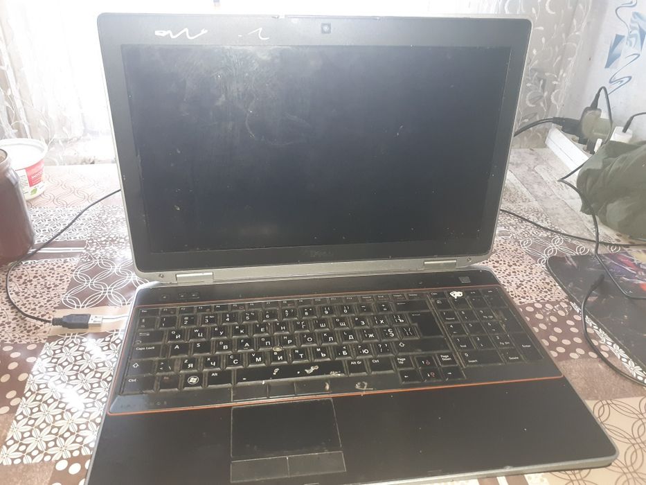 Ноутбук Dell Latitude 6520, 15.6", Intel Core i5-2520M 3.2GHz, DDR3 8Г