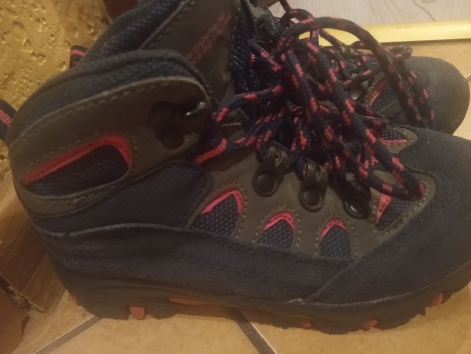 Buty trapery jesienno-zimowe w góry