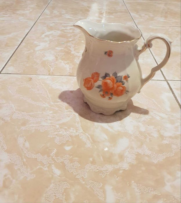 Leiteira em faiança da Bavaria