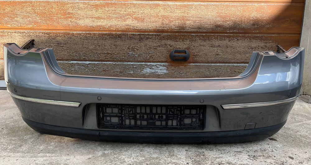 Бампер задній Passat b6 седан LA7T La7W Lc9x пассат б6