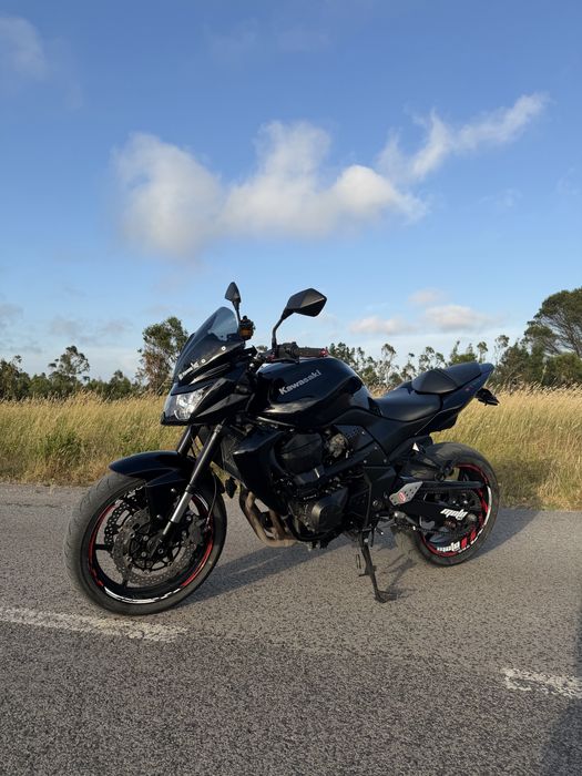 Vendo Kawasaki Z 750 Black Edition 2008