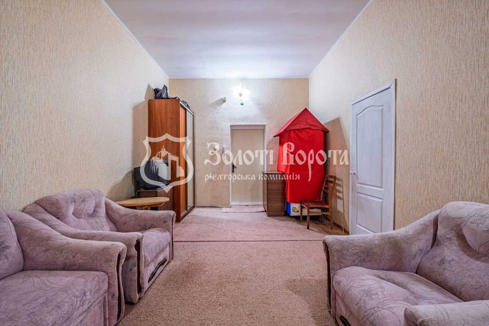 Велика 2-кімнатна квартира 90 м², пров. Бабкіна 13, м. Бориспіль