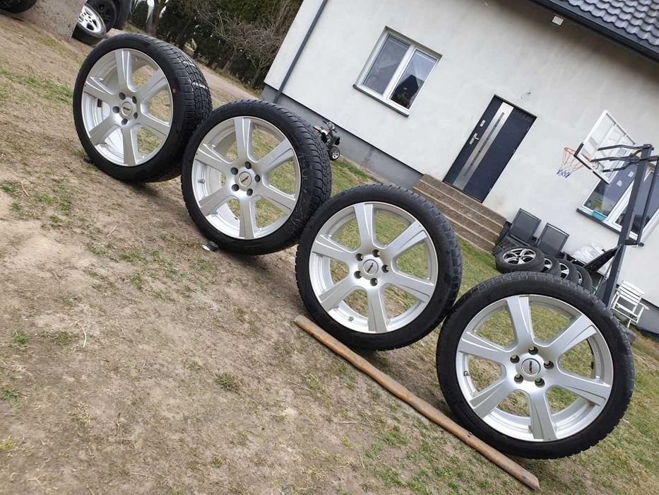 Felgi alu Autec R18 5x114,3 opony zimowe 225/40R18 Kia Nissan Toyota