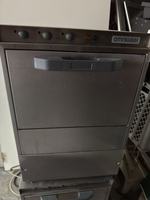 OMNIWASH Maquina lavar louca profissional