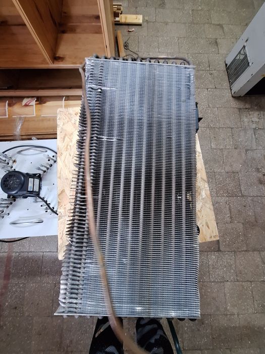 Компресор для холодильного шкафа