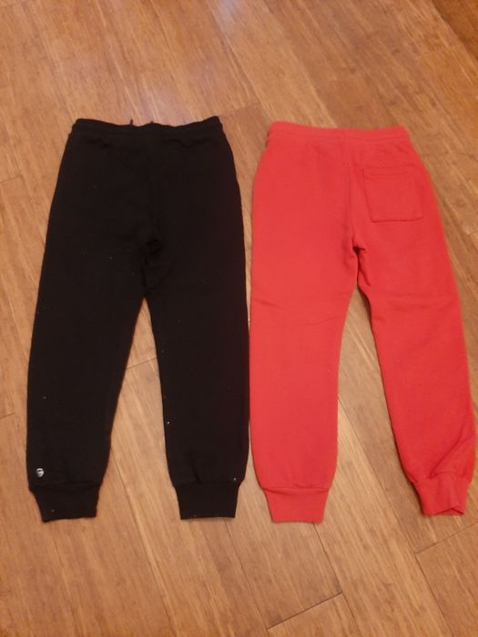 Spodnie dresy 140