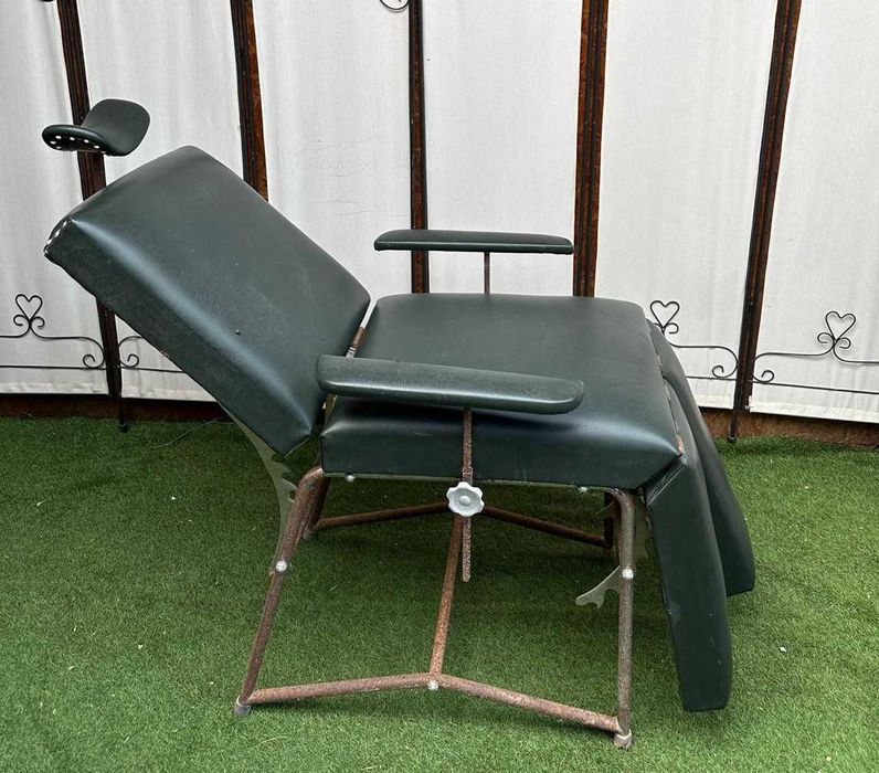 Antiguidade, cadeira de pedicure, marquesa vintage