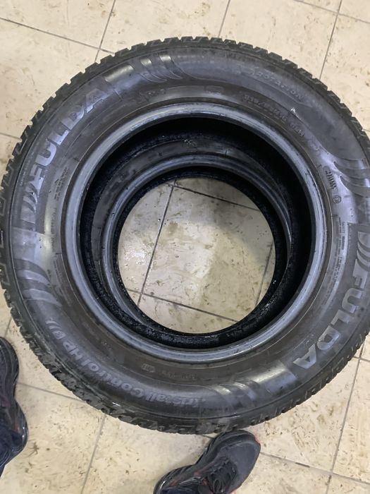 Продам комлек хороших шин привезених з європи 215-65-16 контінентал