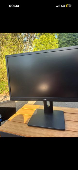 Monitor AOC  matowy wyswietlacz