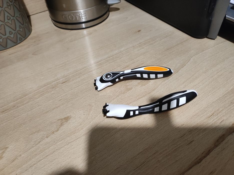 Maszynki do golenia Bic Hybrid Flex 5