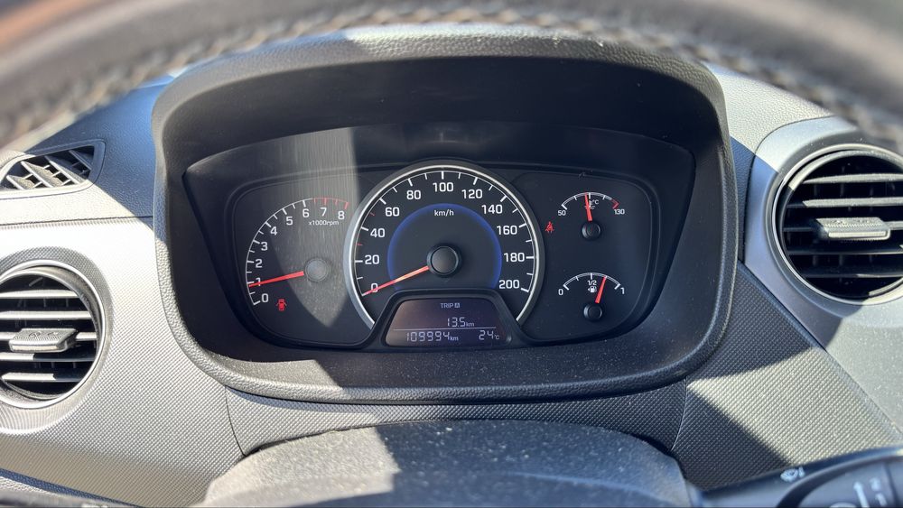 Hyundai i10 2016 (110.000 km) – Revisão Feita Particular