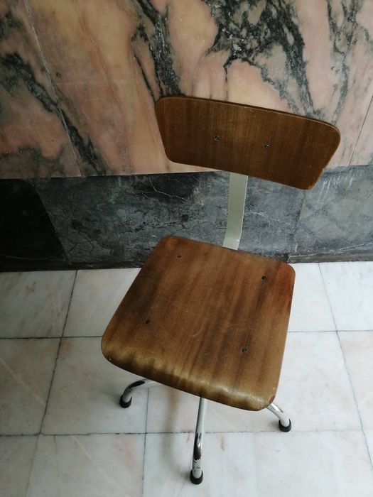 Cadeira vintage design industrial