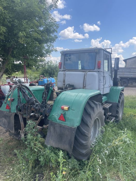 Продам трактор Т150