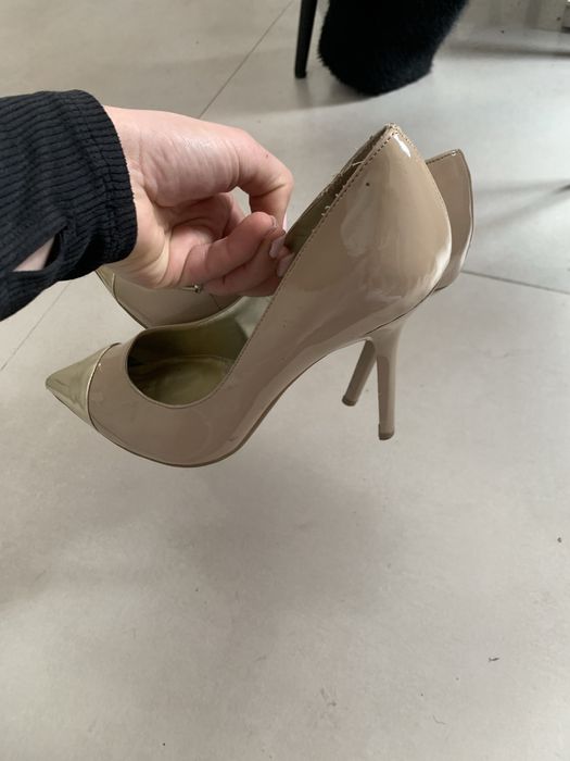 Guess czolenka 39 szpilki