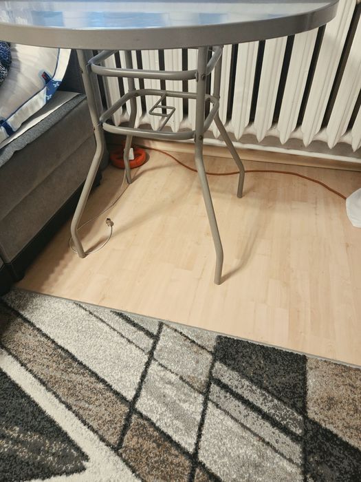 Stolik na taras na balkon