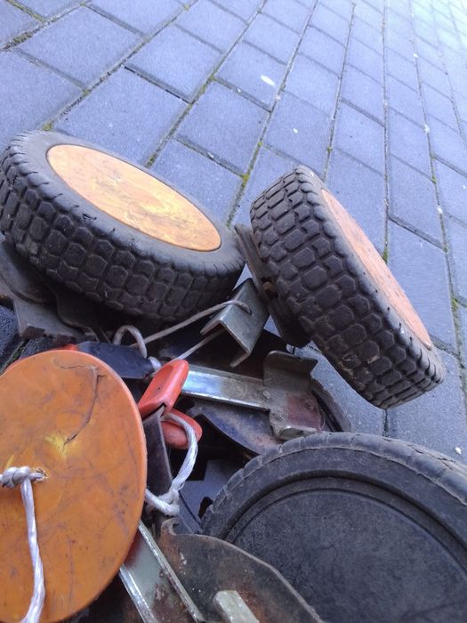 Koła do kosiarki wymiary podane .